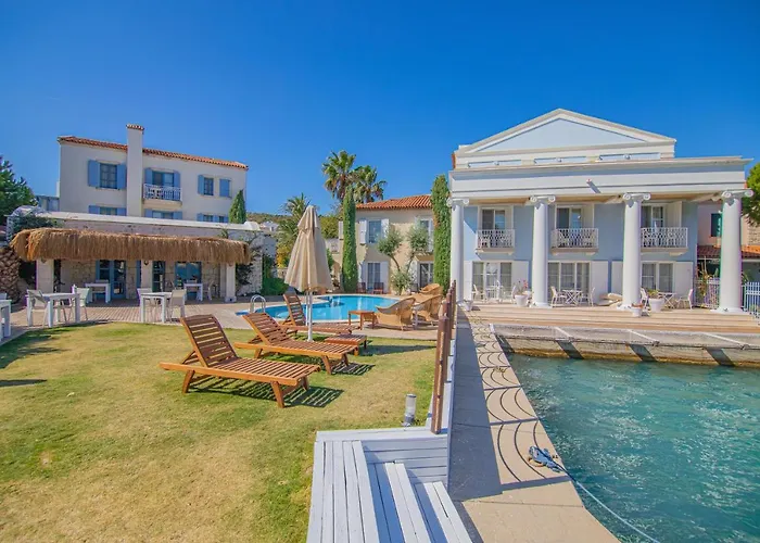 Port Alacati Hotel