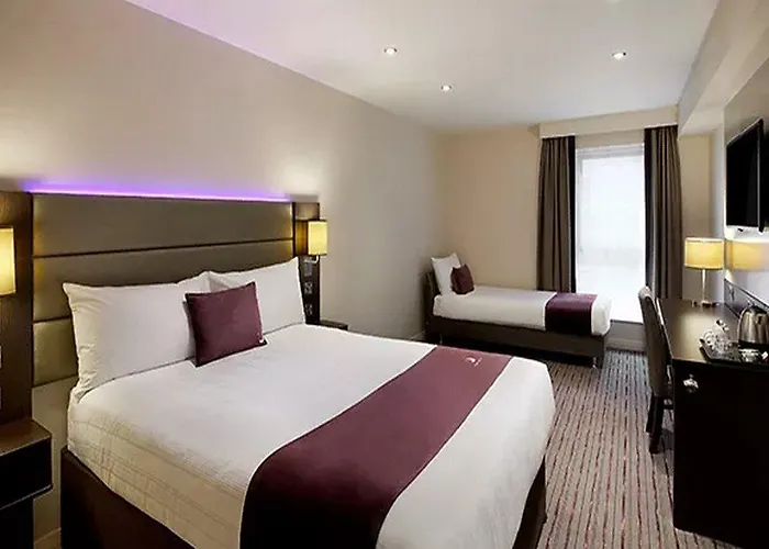 Premier Inn Witney