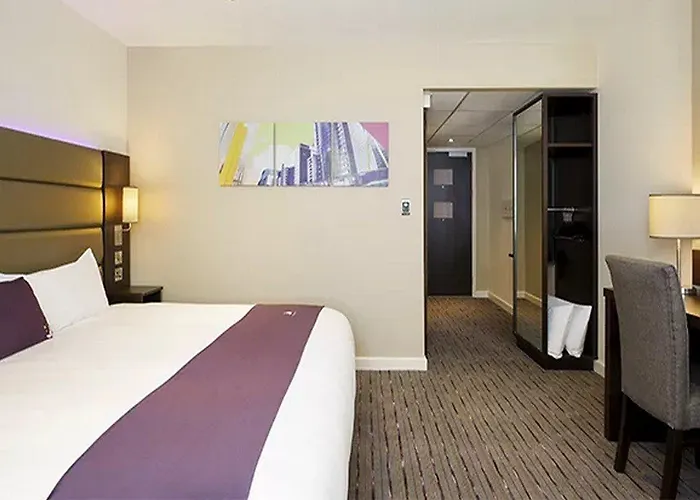 Premier Inn Witney