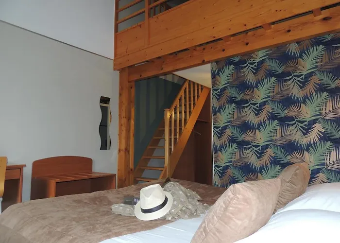 Logis Hotel Les 3 Marchands