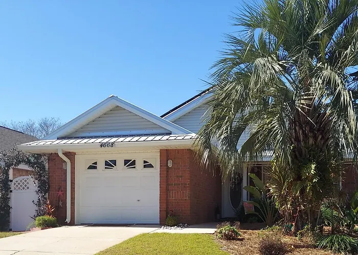 Destin Daydream Bed & Breakfast