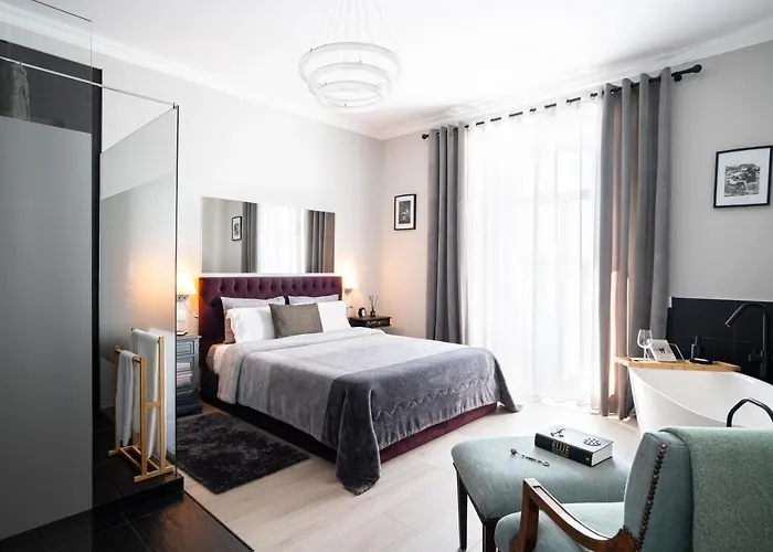 Downtown Loule Hotel