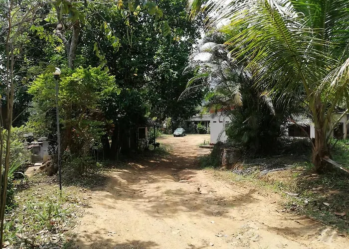Leaf Guest House