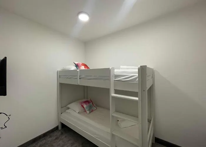Hotel Story