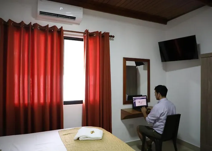 Hostal Macambo