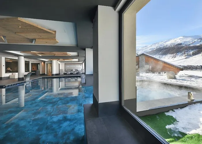 Hotel Bucaneve