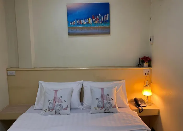 Linda Rooms
