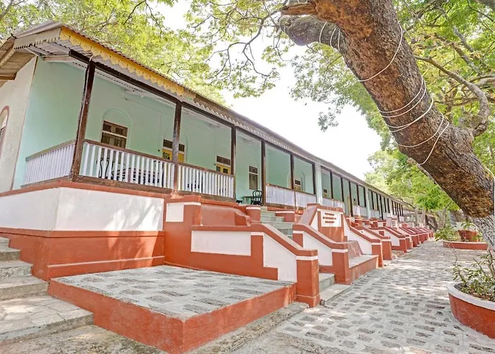 Treebo Cecil Resort Matheran