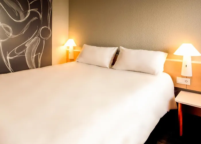 Ibis Dieppe Le Val Druel