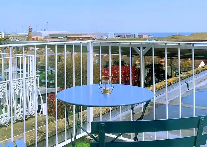 Cliff Hotel