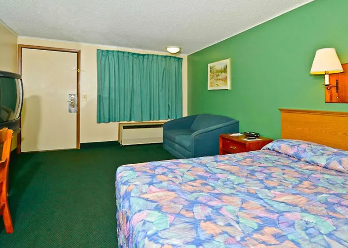 M Star Hotel Covington
