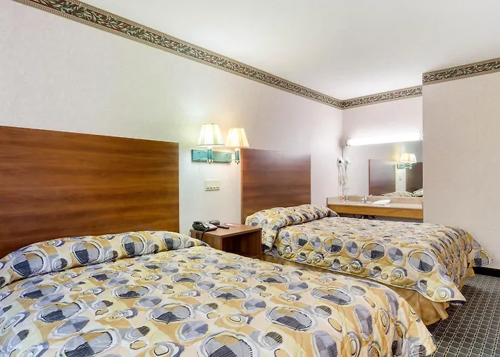 Econo Lodge West Springfield