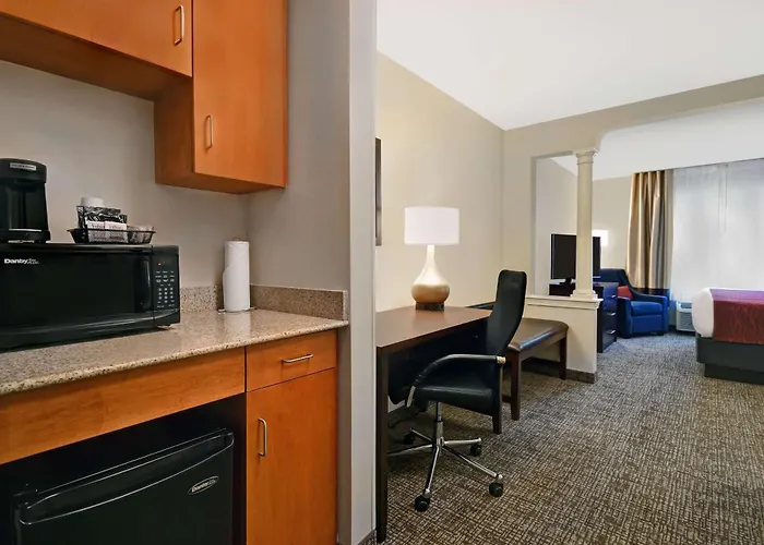 Comfort Inn & Suites Wilton