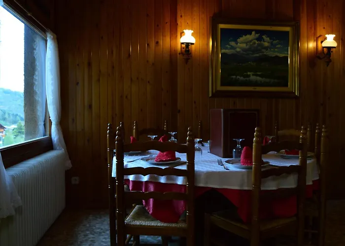 Hostal L'Escon