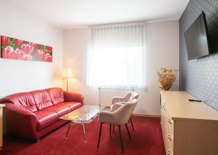 Hotel Labedy I Hostel Labedy