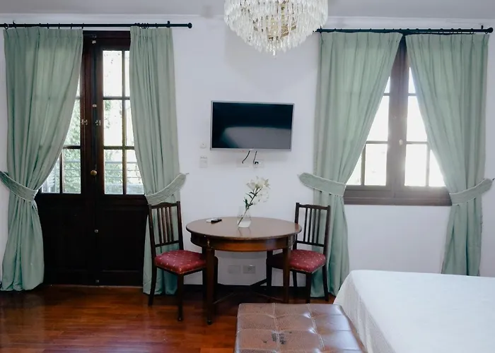 Hotel Villa Victoria De Tigre
