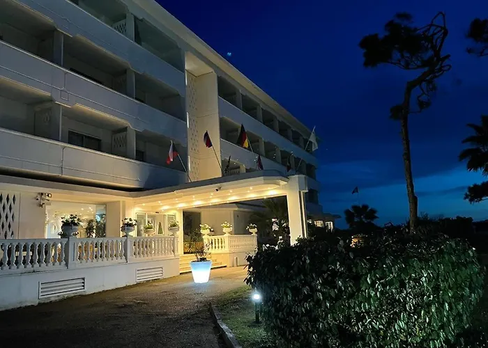 Domizia Palace Hotel Baia Domizia