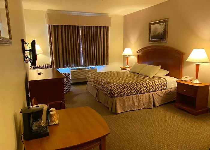 A Riverside Inn Travelodge By Wyndham