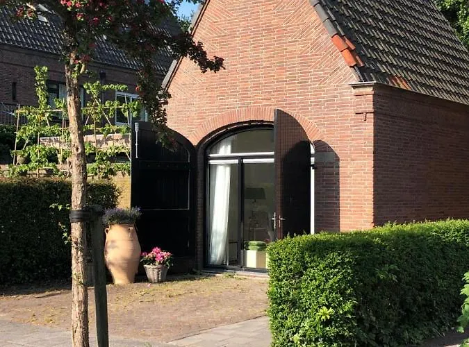 Maison De L'Epee