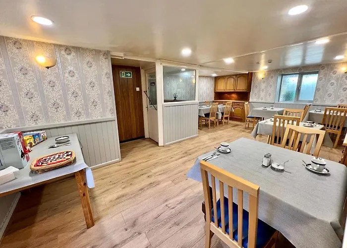 Gwesty Guest House
