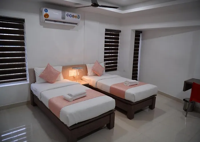 Chandra Inn