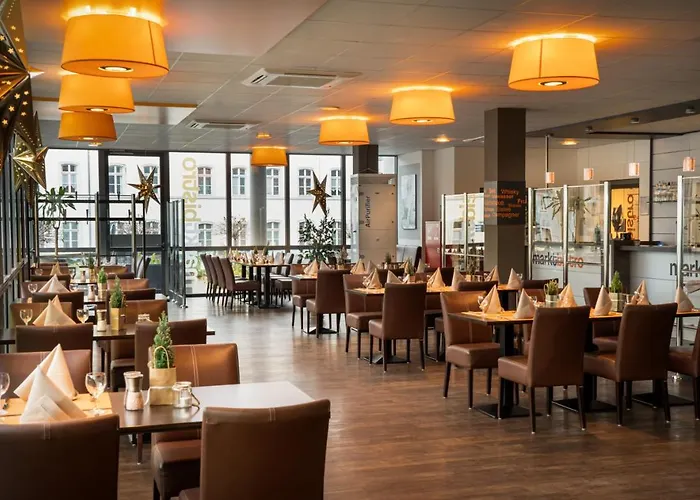 Food Hotel