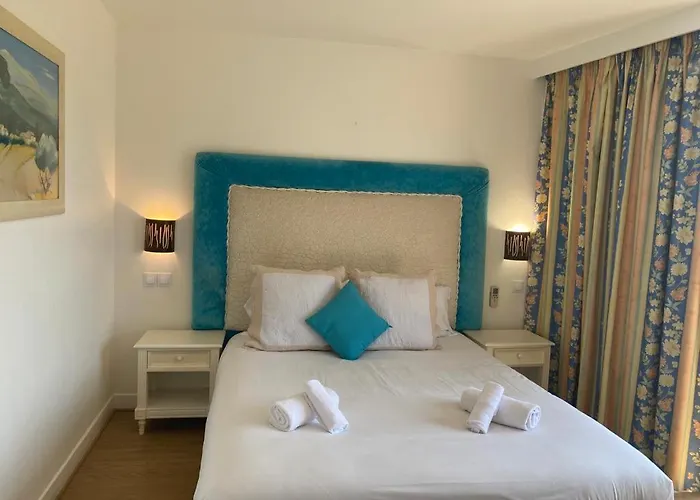 Hotel Resothel Le Gabian à Saint-Laurent-du-Var