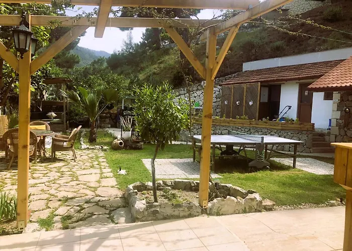 Swiss Eviniz Hotel - Adult Hotel