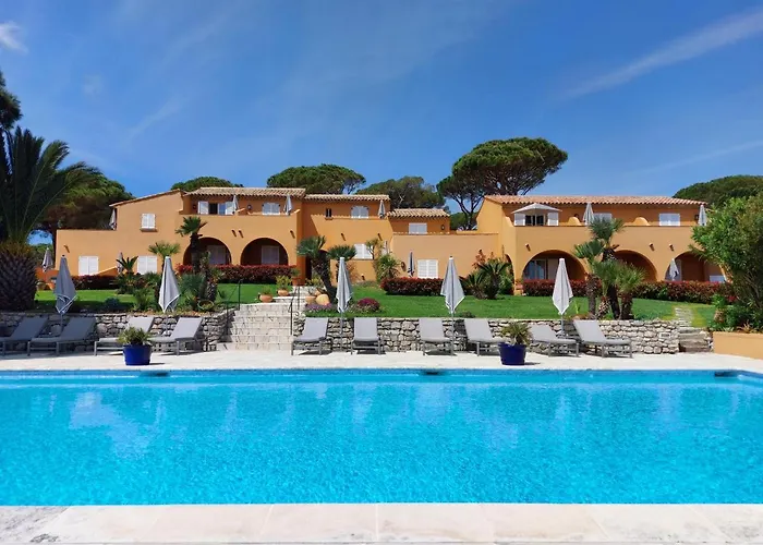 Hôtel les Bouis - Vue mer