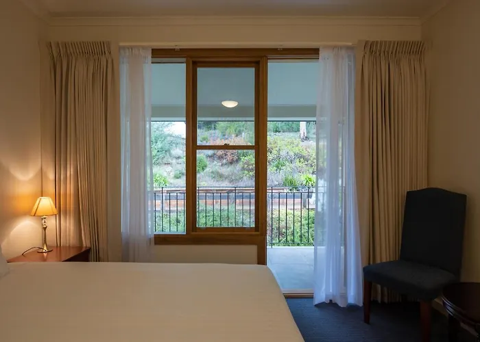 Elkanah Lodge And Conference Centre