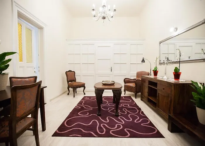 Best Of Guest House By Small Home Budapeste