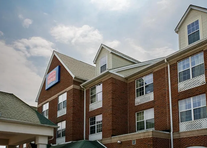 BlissPoint Inn&Suites Marion