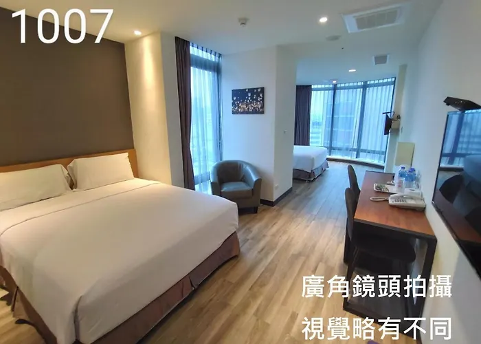 Honest & Warm Hotel
