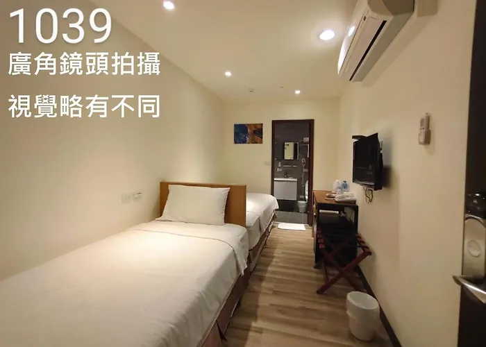 Honest & Warm Hotel