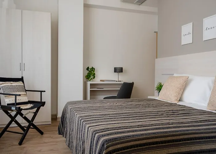 Club Hotel