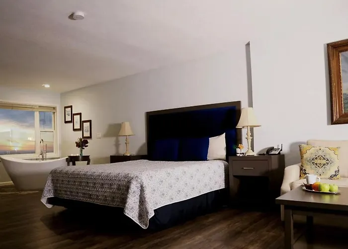 Hotel Breakers Gualala