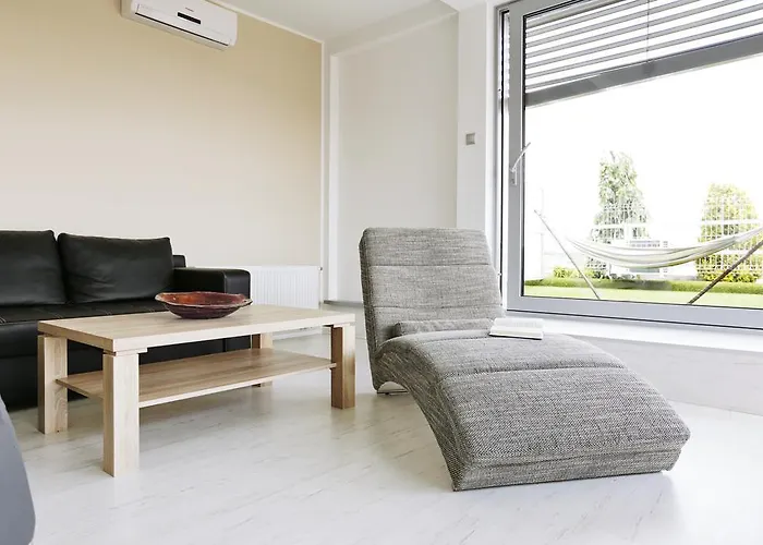 City Hotel Nitra With Free Parking