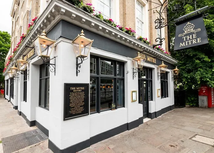 The Mitre By Innkeeper'S Collection