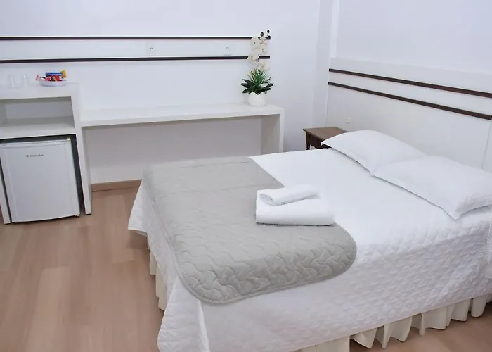 Avenida Hotel