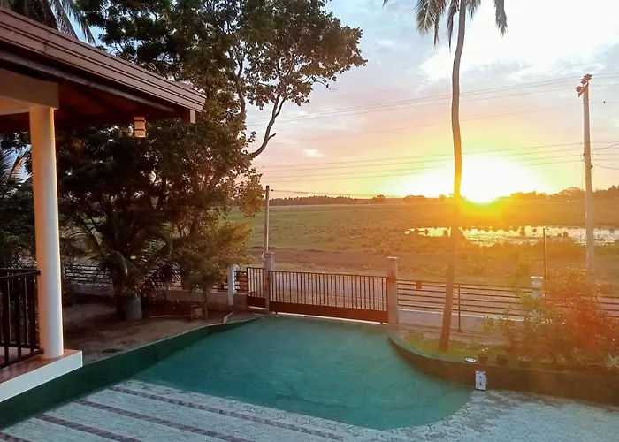 Double Lake View Tissa & Safari