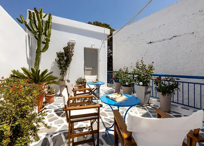 Hotel Dina