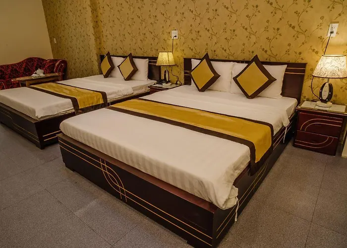 Dong Bao Hotel