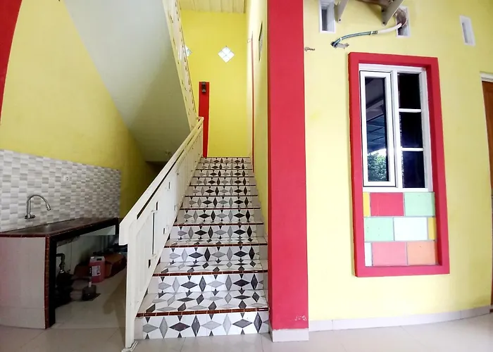 Harmony House Syariah Near Alun Alun Pati Mitra Reddoorz