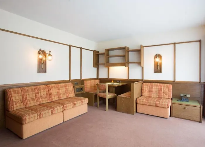 Apartmenthaus Brixen & Haus Central