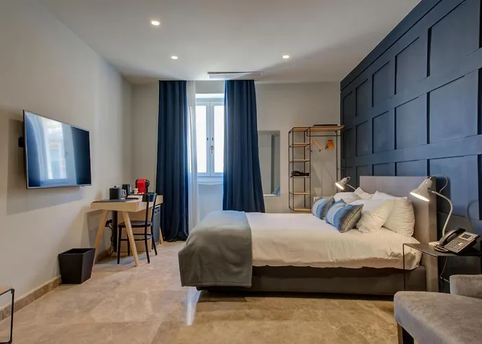 The Manoel Hotel