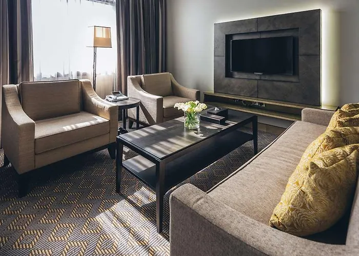 Top Ayla Bawadi Hotel & Mall Al Ain