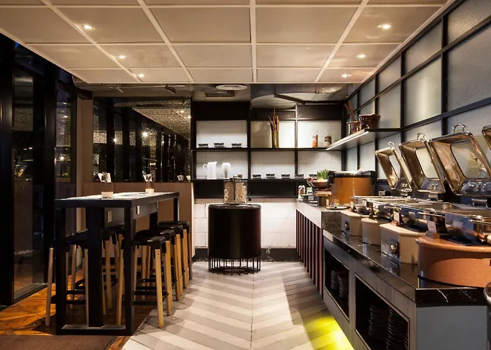 Gaia Cosmo Hotel