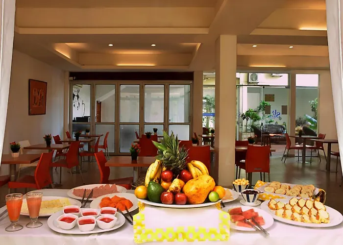 La Siesta Hotel