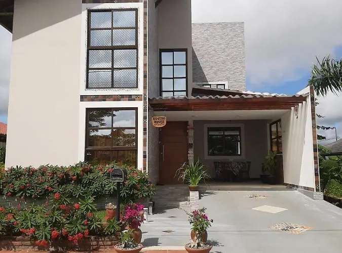 Ku4Tro House - Condominio Yes Banana
