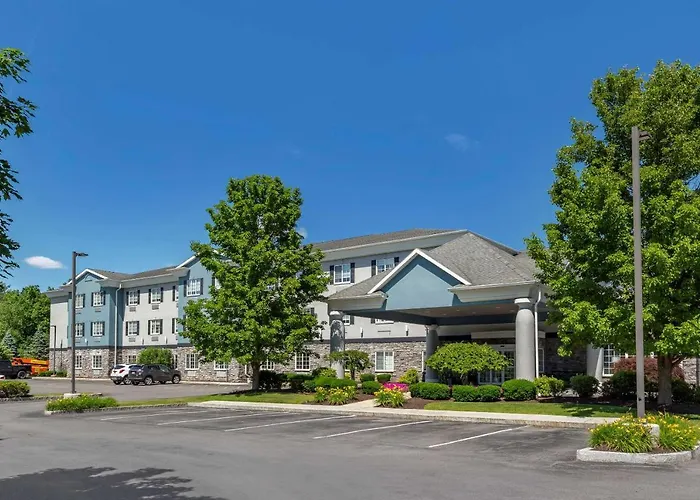 Comfort Inn & Suites East Greenbush - Albany